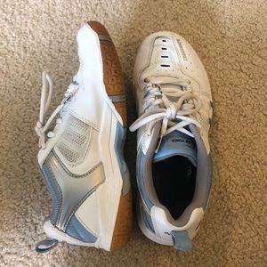Yonex Indoor Court / Badminton Shoes